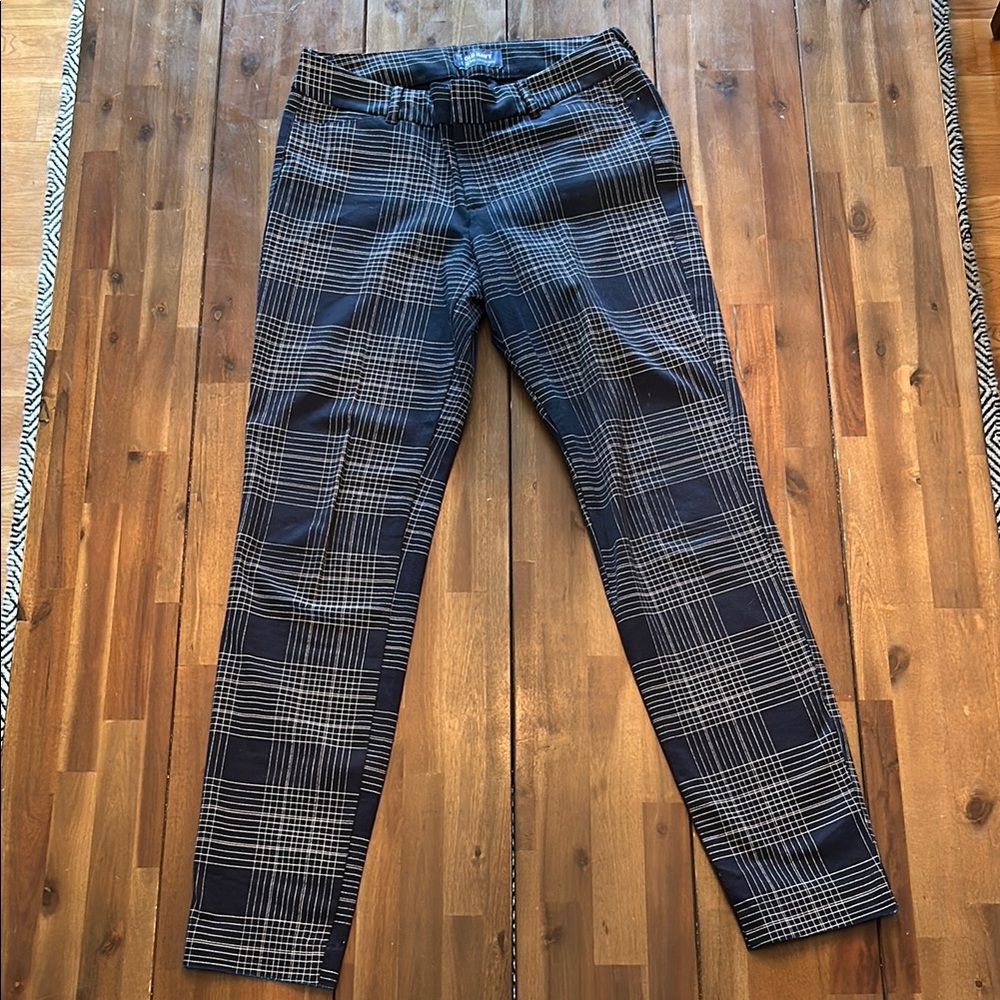 Plaid Trousers in Navy & White
